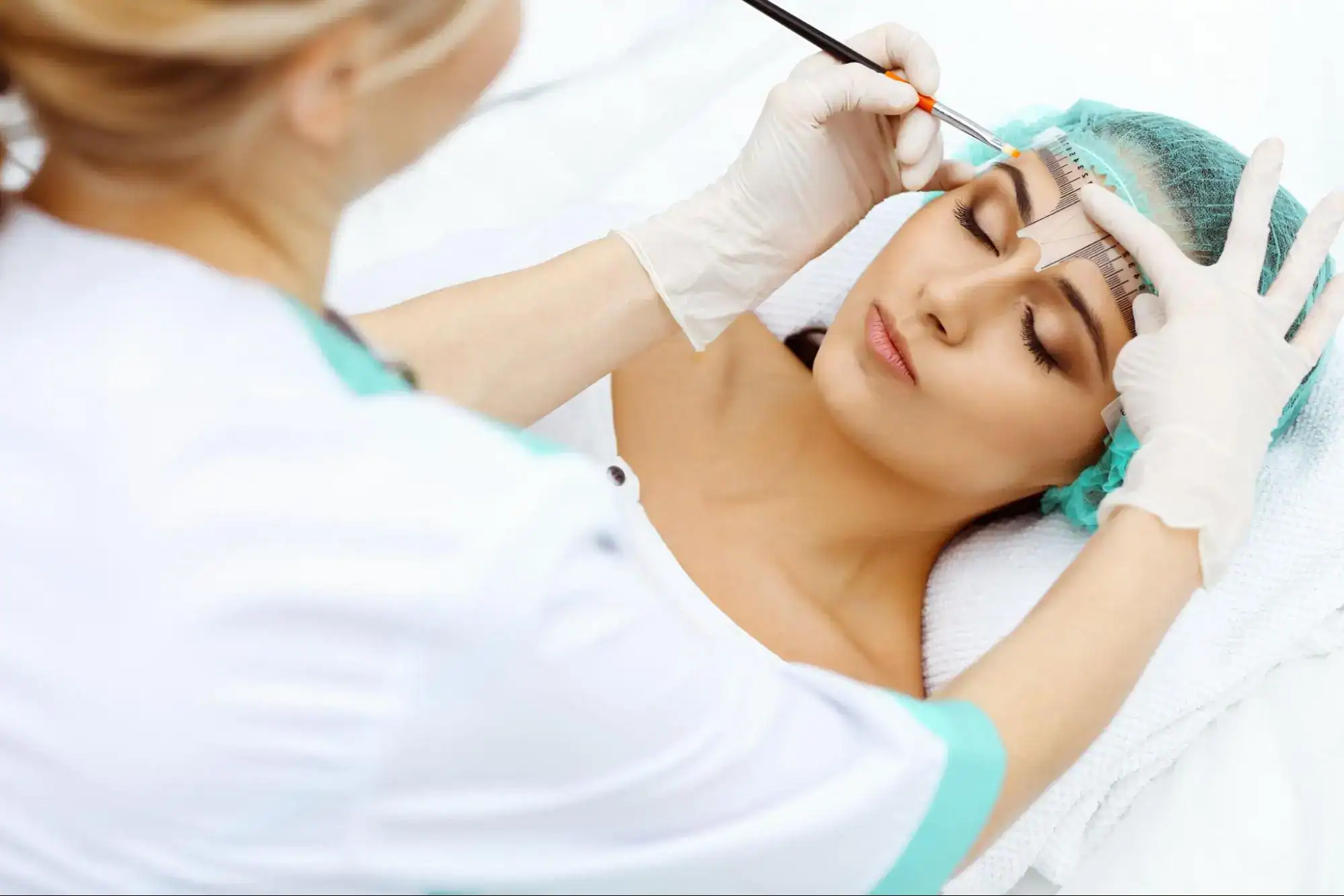 คนคิ้วตก