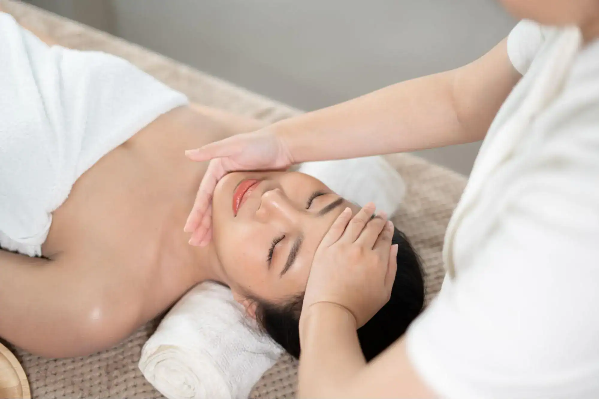 วิธีทําให้หน้าเรียว ลดกราม